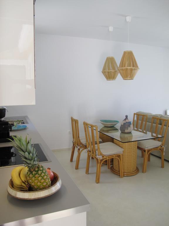 Seafront Calista Beach House With Garden Glifada Esterno foto