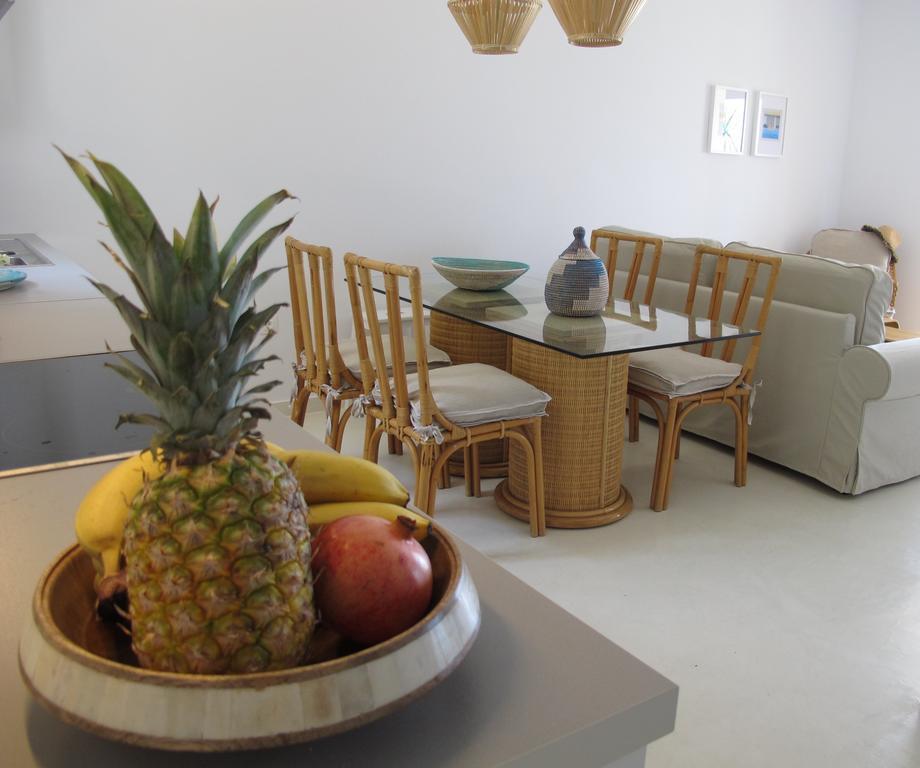 Seafront Calista Beach House With Garden Glifada Esterno foto